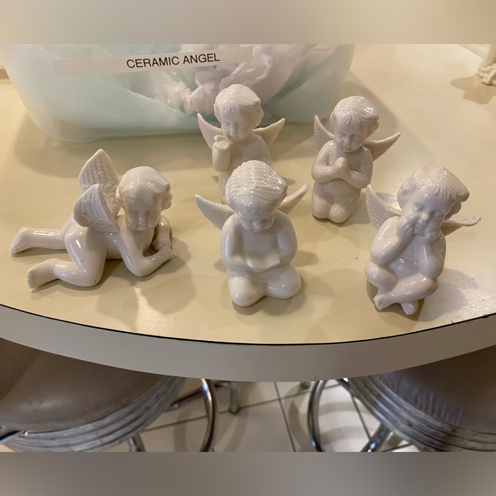5 Vintage White Porcelain Cherubs Angels